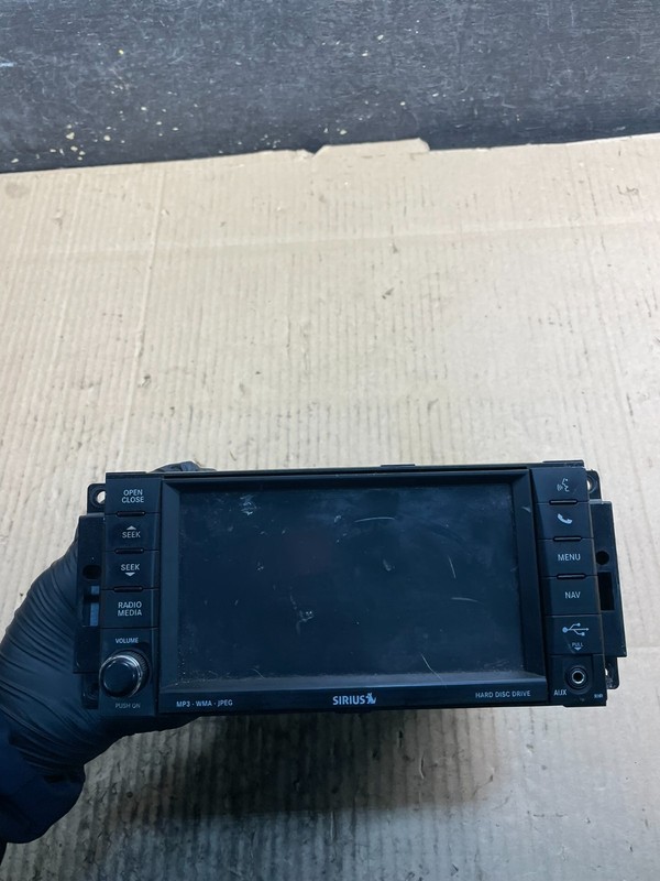 2011 2014 Jeep Dodge Chrysler Screen Display CD Player Satellite Radio y1060 BDG