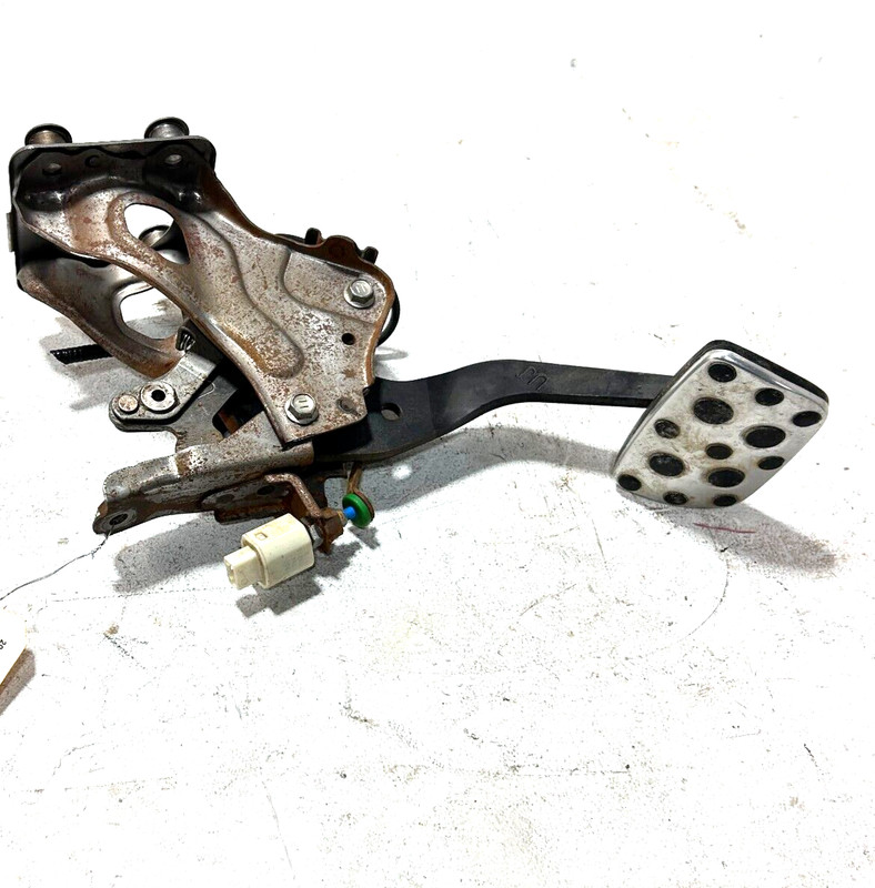 2014 - 2015 LEXUS IS250 BRAKE STOP PEDAL & BRACKET & SENSOR OEM