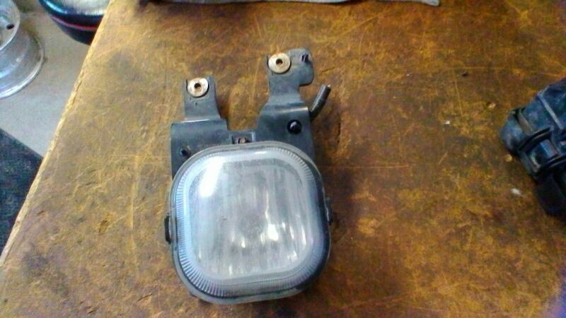 Driver Corner/Park Light Fog-driving Fits 08-10 FORD F250SD PICKUP 107474