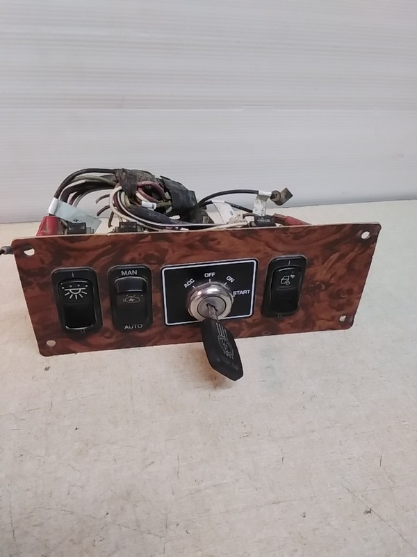 2002 Kenworth T800 Ignition Switch Panel