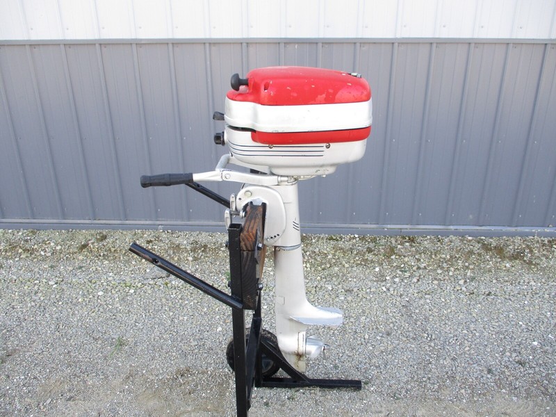 Vintage Antique Royal 5 HP2A7 Outboard 1940s 1950s?? Turns Over & Shifts