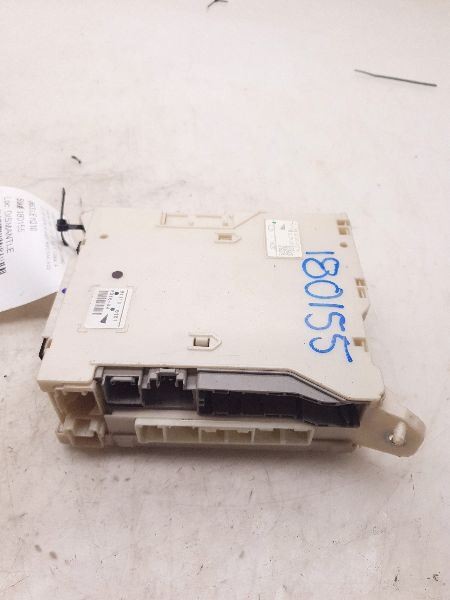 2010 LEXUS GS460 4.6L RWD AT CABIN INTERIOR FUSE BOX