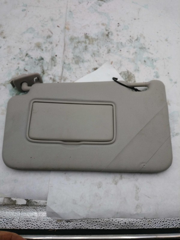 2021 Nissan Versa Black Used Sun Visor OEM 692021 95000 Miles