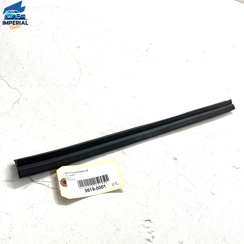 18-21 Toyota Camry Rear Left or Right Side Door Lower Weatherstrip Seal OEM 1PCS