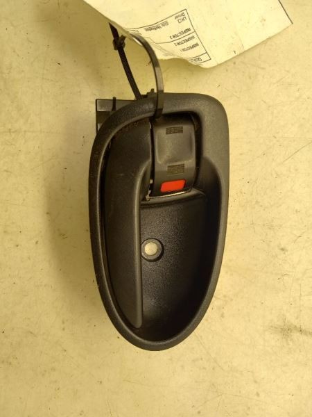 2007 TOYOTA YARIS DRIVER SIDE INTERIOR DOOR HANDLE