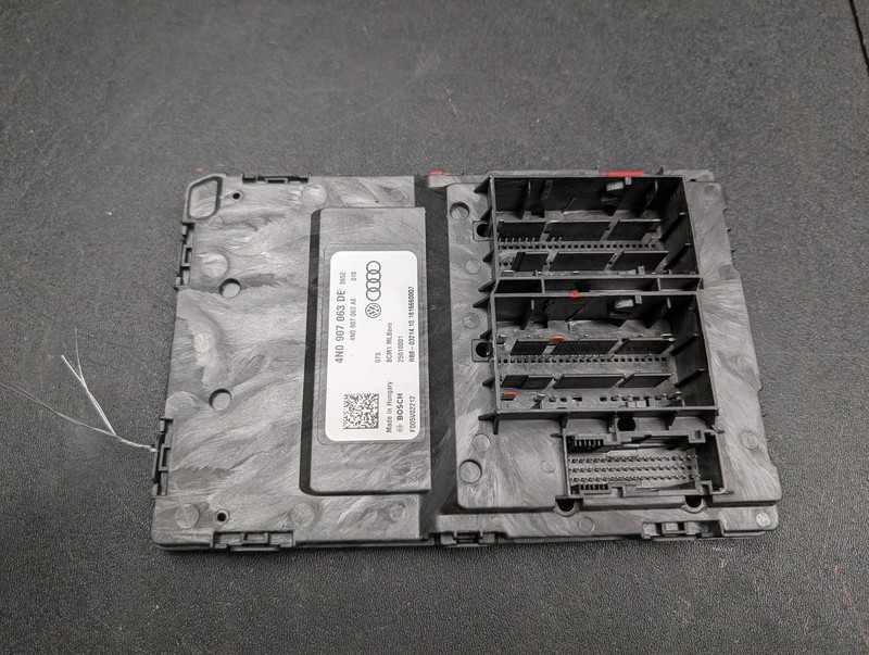 Onboard Supply Control Module 2019 Audi A7 4N0907063DE