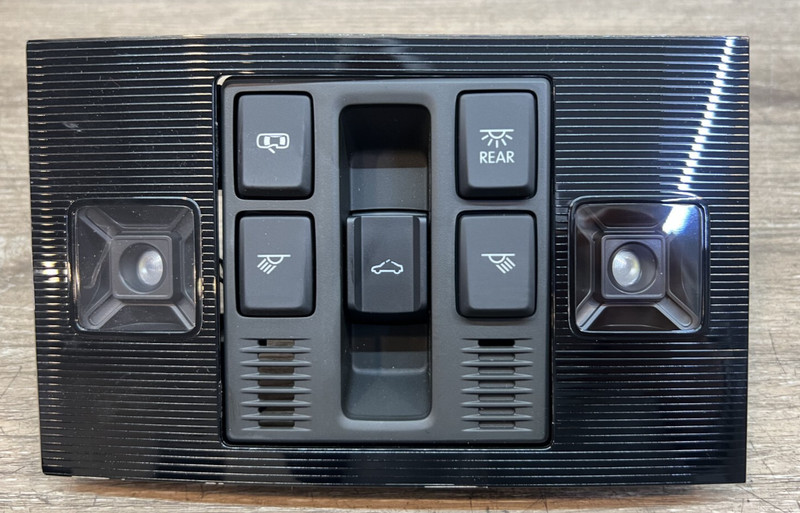 2017-24 VOLKSWAGEN FRONT INTERIOR AND READING LIGHT OEM 5GM947105AWHI