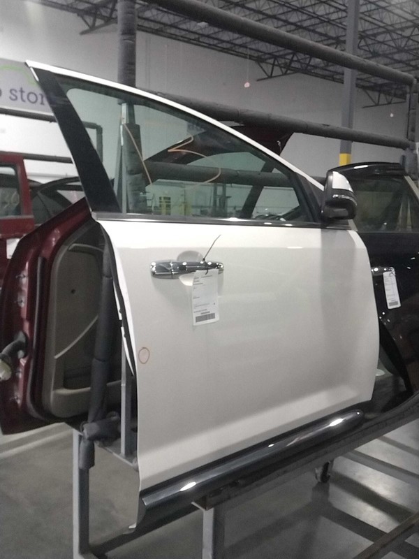 2014 Lincoln MKX Right Door White OEM 4DR SUV 127K Miles - Used Part