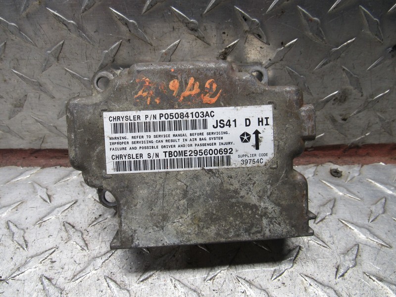 97 CHRYSLER SEBRING P/N P05084103AC MODULE