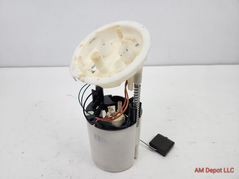 2009 BMW 135i 128i E82 E88 In Tank Fuel Pump Assembly 16147163298, 6765717