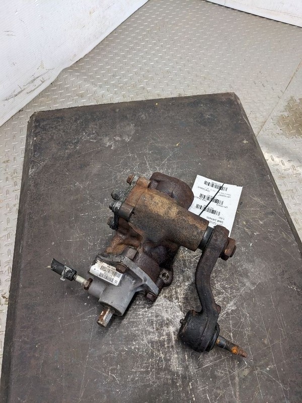 Steering Gear/Rack Power Steering Fits 02-06 AVALANCHE 1500 1184409