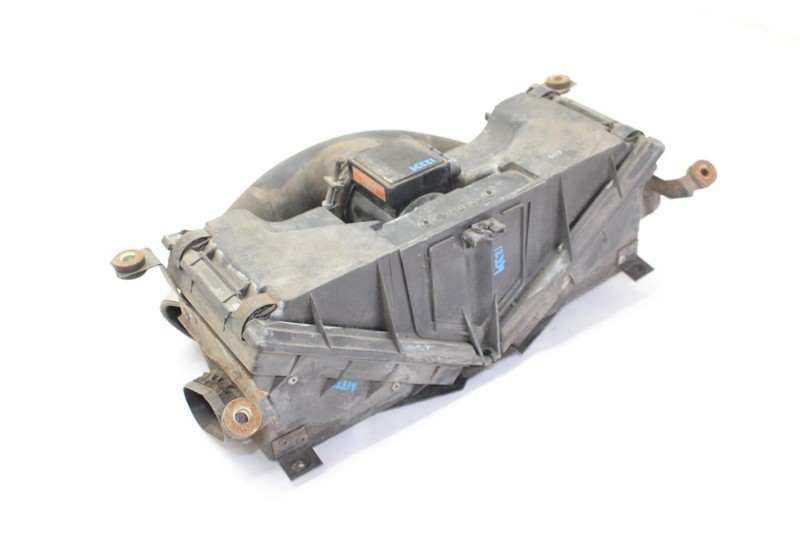 92-96 Nissan 300ZX 2+2 Air Cleaner Box Filter Housing with Air Flow Meter 226803
