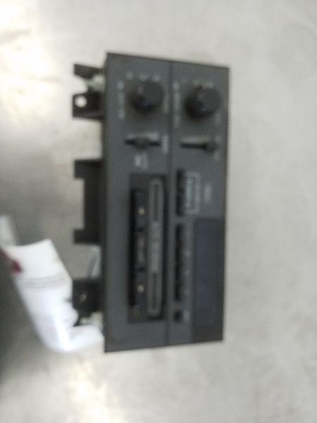 Audio Equipment Radio AM Mono-fm Stereo Fits 92-96 BERETTA 185948