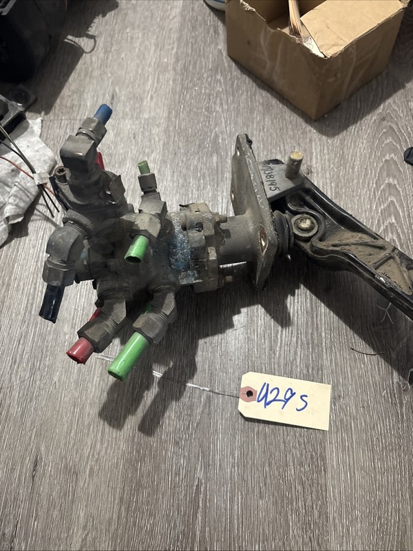 FREIGHTLINER Brake Pedal Assembly 12-19979-000