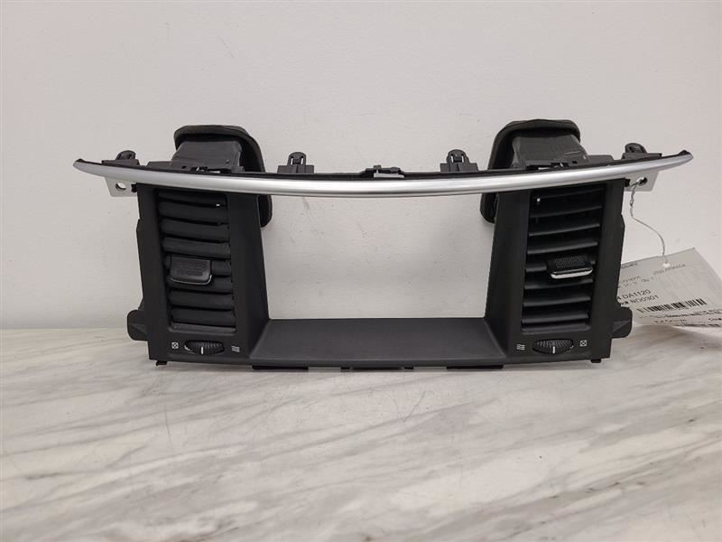 CENTER AC VENTS WITH BEZEL FITS 2020 ARMADA 579086