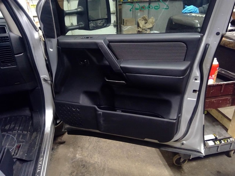 TITAN 2009 Passenger Right Front Door Trim Panel 1756046
