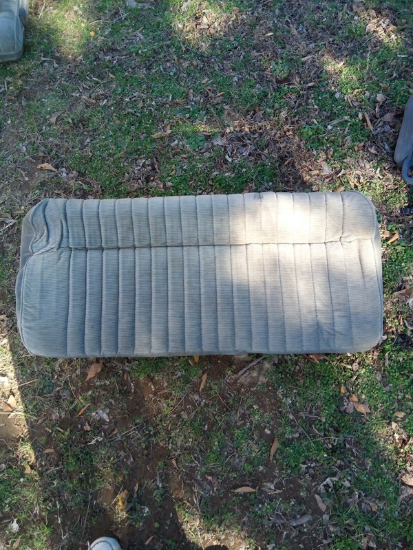 1973-1991 GMC Chevy Suburban OEM 2nd ROW REAR SEATbottom