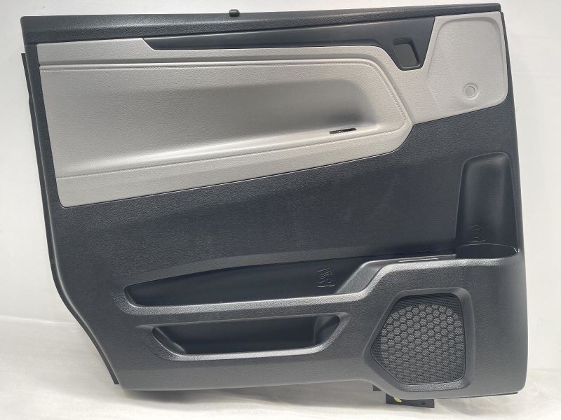 2018-2022 HONDA ODYSSEY LEFT REAR DOOR TRIM PANEL BLACK/GRAY TC:B 59K 33413