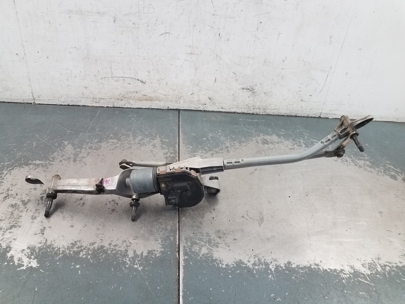 2014 Mercedes AMG CLS 63 S Windshield Wiper Motor #4700 E2