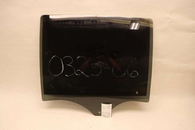 2020-2025 CHEVY SILVERADO 2500 HD CREW CAB REAR LEFT QUARTER GLASS WINDOW OEM