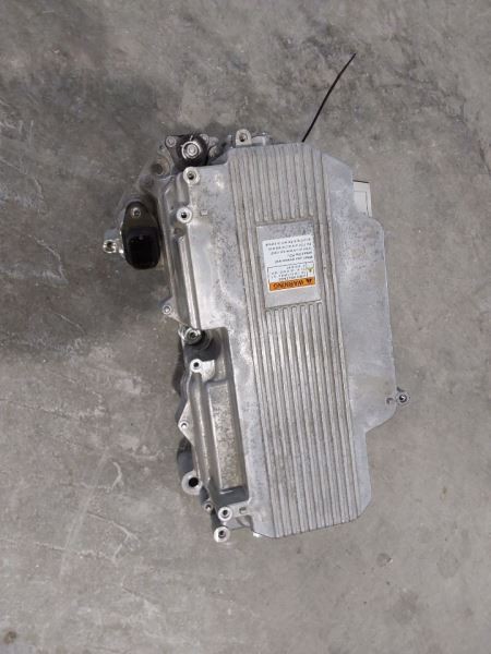 Conv/Invert/Charger Hybrid Behind Rear Seat Fits 20-22 CR-V 3143305