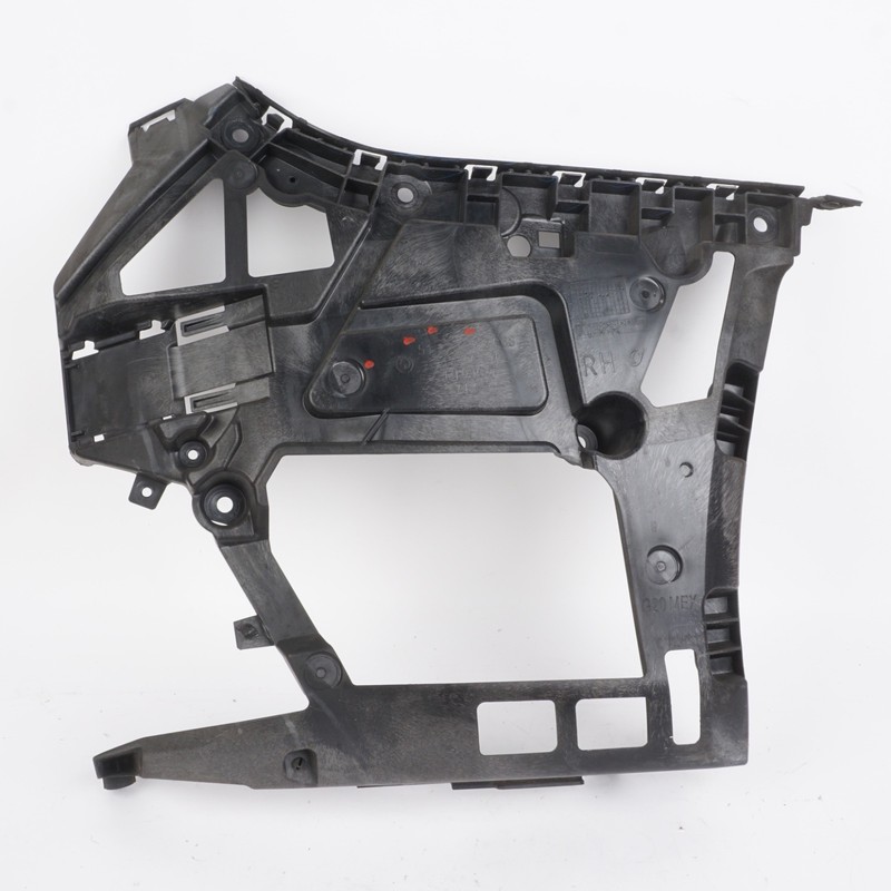 2019 - 2022 BMW 330I G20 REAR BUMPER RIGHT OUTER SUPPORT BRACKET OEM 51127427968