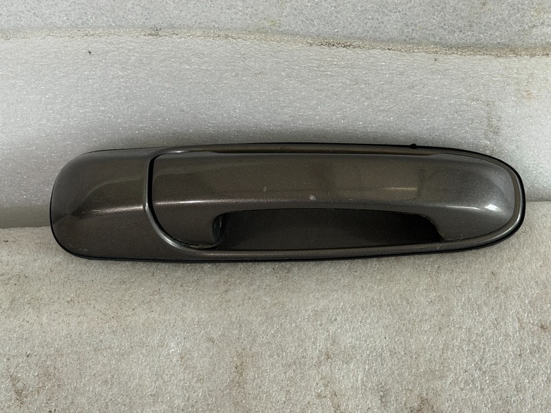 00-04 Jeep Grand Cherokee Front Passenger Right Exterior Door Handle OEM #028
