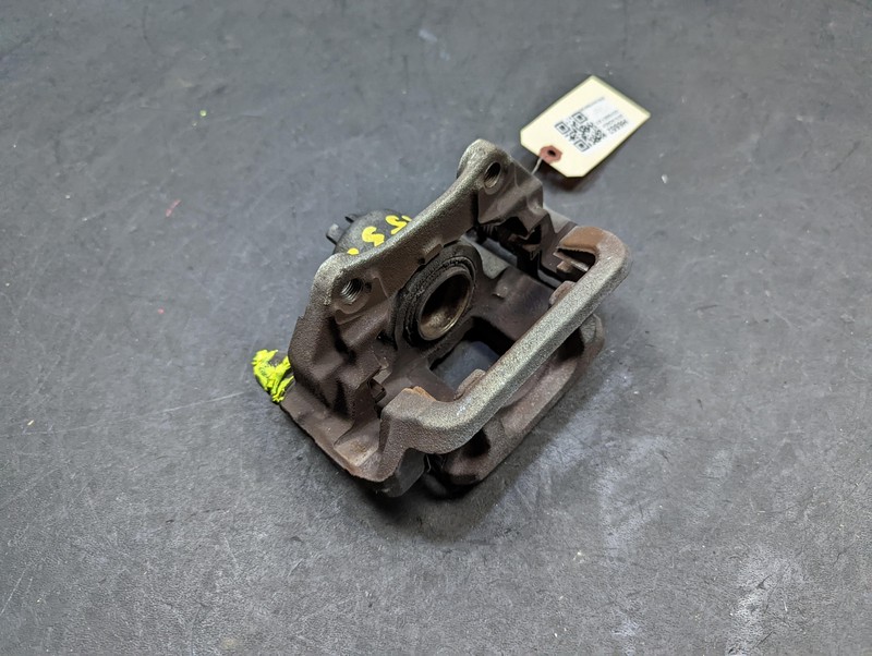 Rear Left Brake Caliper 2015 Honda Odyssey 43019-TK8-A00 2011 2012 2013-2017