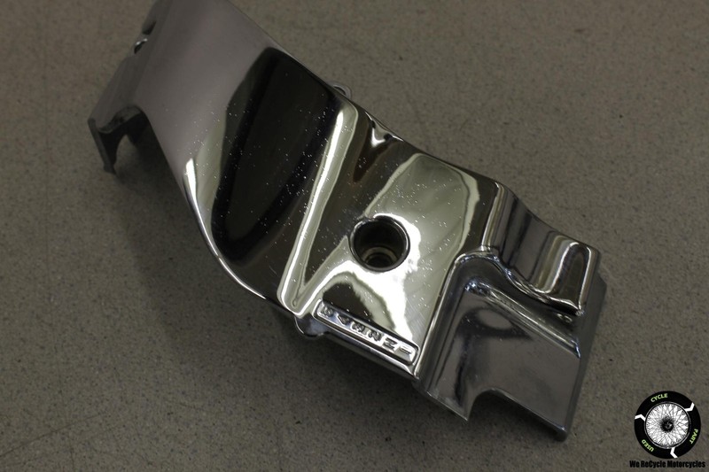 2007 Suzuki Boulevard C50 Engine Sprocket Cover Guard Front C 50 07