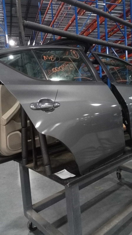 2016 Nissan Versa Right Rear Door Gray OEM 180596 150K Miles