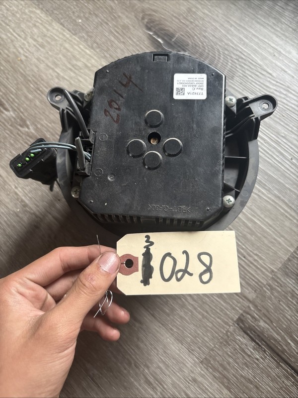 2014 FREIGHTLINER CASCADIA / M2 BLOWER MOTOR P/N T77421A, DRF-84A34-003