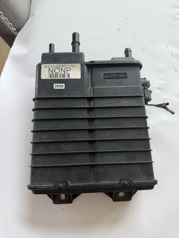 Ford Focus13-14 Charcoal Fuel Evap Vapor Canister Filter As43-9E857-Ac
