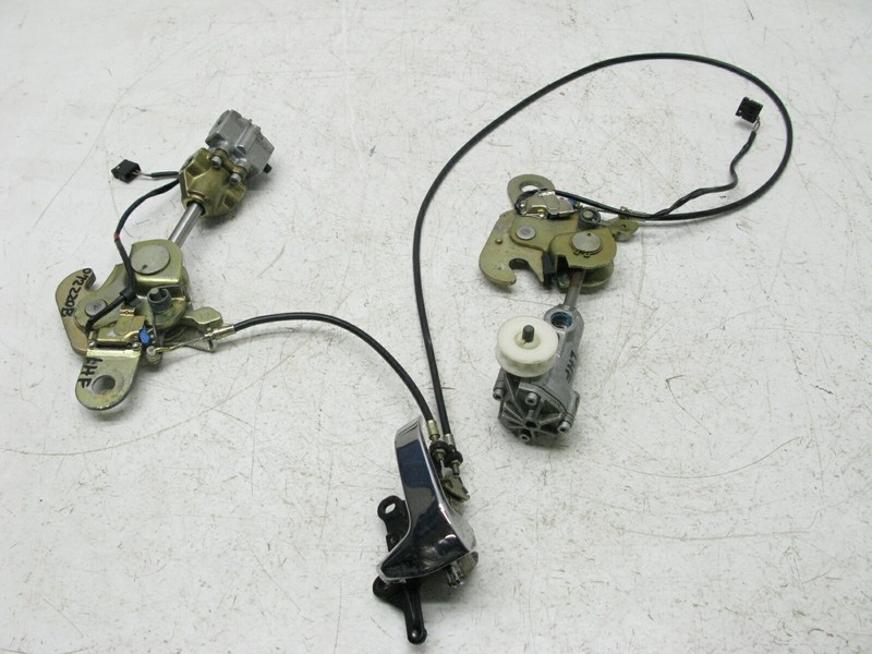 96-00 MERCEDES R129 SL320 SL500 FRONT LEFT DRIVER FOLD SEAT ADJUST MOTOR 072220B