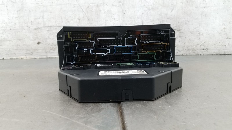 2011 Mercedes Benz AMG E 63 Front SAM Relay Fuse Box #4899 P6