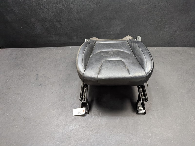 Front Left Seat Lower Frame w/ Cushion 2019 Ford Edge 2017 2018 2020 2021 - 2024