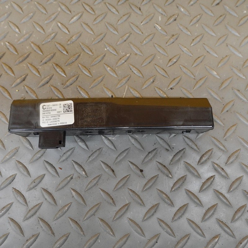 2019-2024 FORD EDGE KEYLESS ENTRY TRANSCEIVER MODULE OEM F2GT-15K619-CB