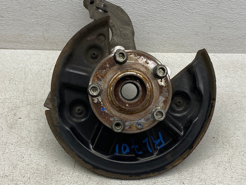 2015-2016 AUDI A3 REAR LEFT DRIVER SPINDLE KNUCKLE WHEEL HUB AWD OEM LOT701