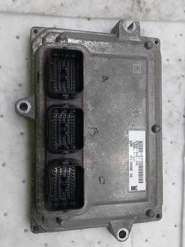 2012 Honda Pilot Engine Control Module ECM 3.5L OEM 135k Miles Silver