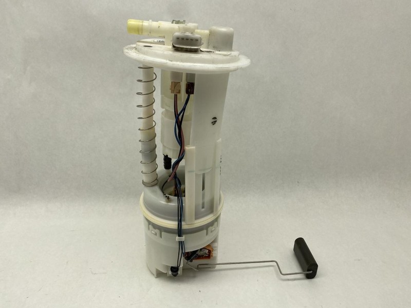 Fuel Pump Assembly 17040-EA000 Fits 2005-2019 Nissan Frontier 87148