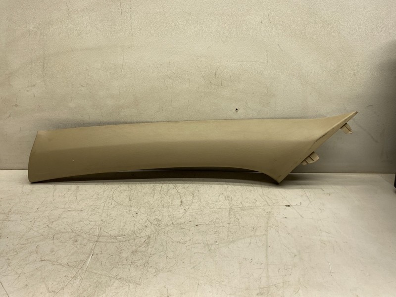 2004-2007 TOYOTA HIGHLANDER RIGHT FRONT UPPER A PILLAR TRIM COVER TAN OEM