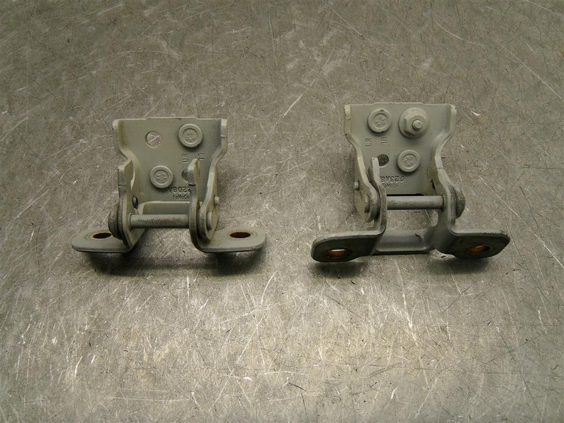 2009 FORD FLEX DRIVER SIDE REAR DOOR HINGES PAIR SET OF 2 OEM 133.FD1309