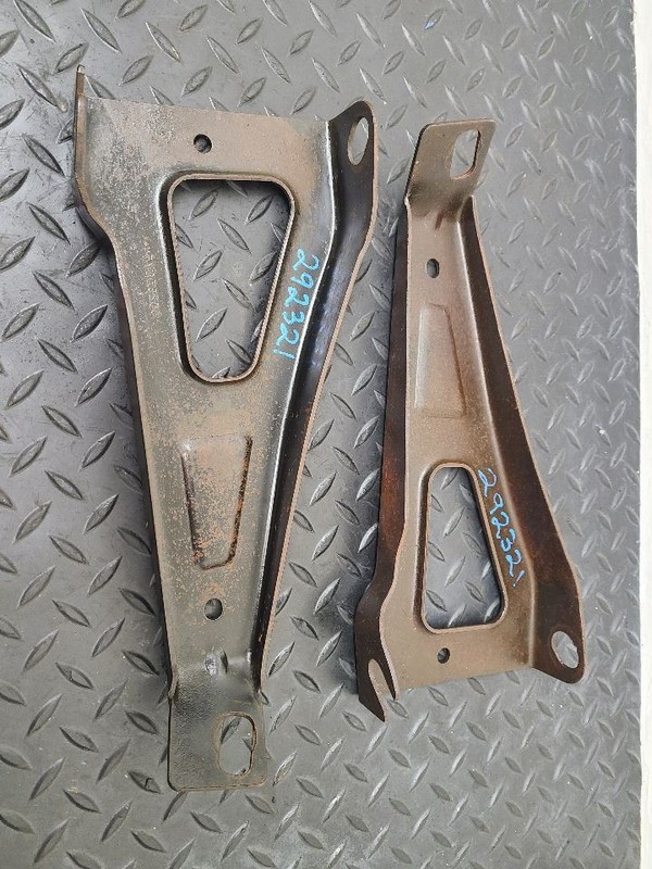 97-04 Dodge Dakota Rear Bumper Side Brackets Pair OEM 55295675AB