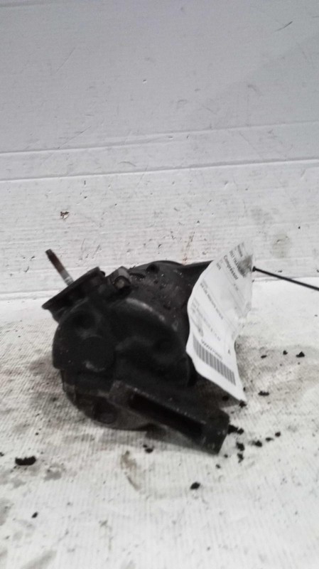 2017 Chevrolet Traverse A/C Compressor OEM 84338709 116K Miles