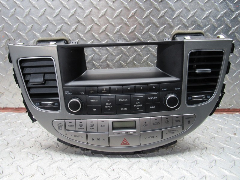 09-13 HYUNDAI GENESIS SDN RADIO AUDIO CONTROL PANEL W/ AC TEMP CONTROL ASSY OEM