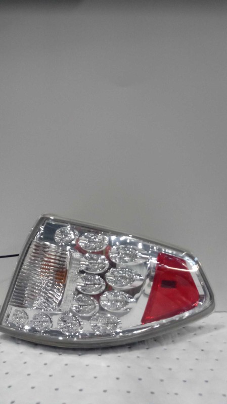 2011 Subaru Impreza Right Tail Light Assembly Red OEM 316511 118K Miles