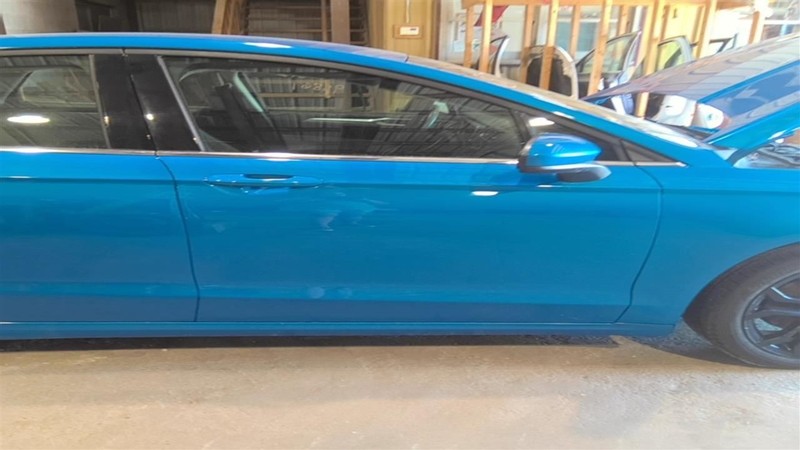 Passenger Right Front Door Without Acoustic Glass Fits 13-20 FUSION 3503471