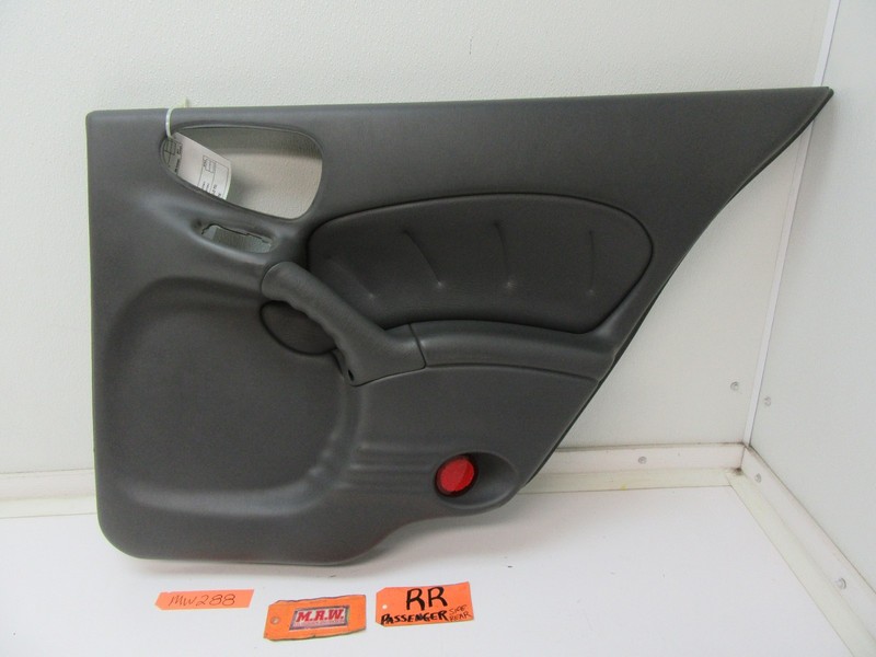 DOOR PANEL PASSENGER SIDE REAR COVER ARM REST HANDLE for 99-04 PONTIAC GRAND AM