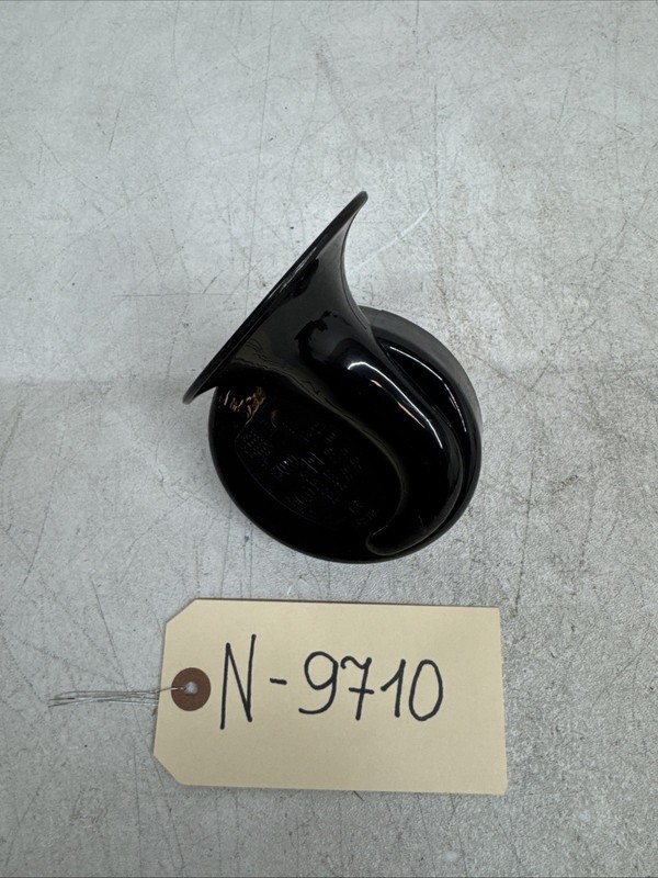 12-20 TESLA S SEGER HIGH PITCH TONE HORN 12V 510 HERTZ WITH BRACKET 9710 B36