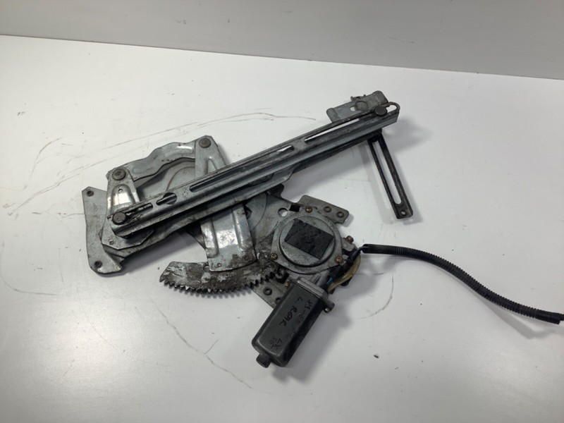 83-85 Honda Accord 4dr SE LEFT REAR Window Regulator 76335-SA6-942 OEM