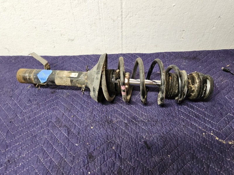 2004 VOLKSWAGEN JETTA FRONT LEFT SHOCK STRUT ABSORBER OEM+